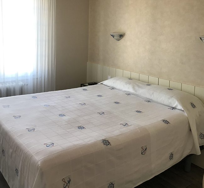 Chambre familiale Côté Rue
